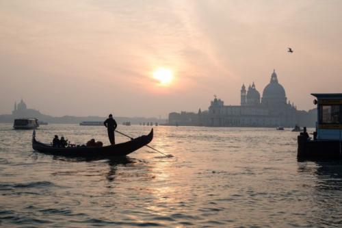 VeniceJetCharterGondola